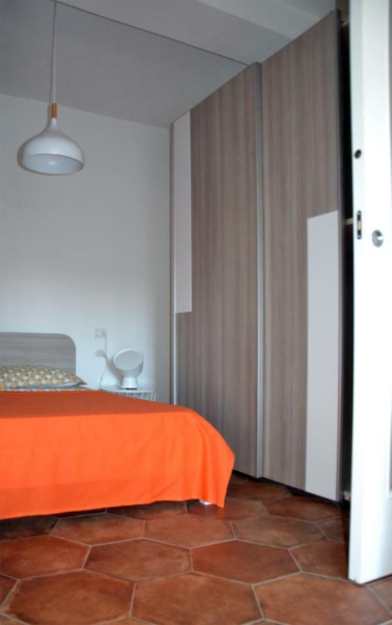 Le Perle Dell'Isola Apartamento Isola Rossa Exterior foto